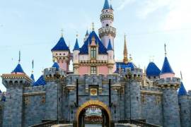 Disneyland y Disney World cierran indefinidamente por COVID-19