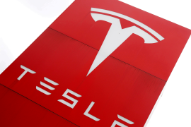 Por primera vez en su historia, Tesla ha vendido menos coches eléctricos que el año anterior, lo que ha llevado a la empresa a hacer recortes