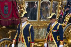 Rey de Holanda no usará Carroza Dorada: Muestra imágenes de esclavitud