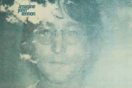 El 9 de septiembre de 1971, John Lennon sacó al mercado “Imagine”, su segundo álbum en solitario. La Tercera