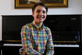 Alexander Vivero, el pianista mexicano de 12 años que sueña con la batuta