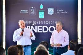 El Alcalde de Torreón y el Gobernador de Coahuila pusieron en marcha el pozo de agua Viñedos II.