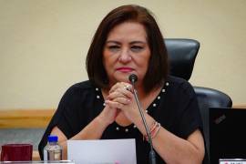 Guadalupe Taddei, consejera presidente, encabezó la sesión extraordinaria del Instituto Nacional Electoral en el pleno del instituto.