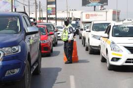 Para agilizar el tráfico vial, se asignarán agentes de tránsito en calles cercanas a los panteones de la ciudad este 10 de mayo.
