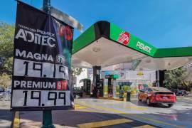 De acuerdo con sus resultados operativos a abril de 2022, los seis complejos refinadores que opera Pemex elevaron la producción de gasolinas 23.3% y la de diesel 34.8%.