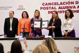 Este viernes se llevó a cabo la cancelación de la estampilla postal con la que se conmemora el 70 aniversario del voto femenino en México.