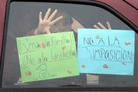 Grupos provida salen en caravana para defender sus creencias en Saltillo