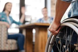 Las personas con discapacidad reciben recursos bimestrales por 2 mil 950 pesos | Foto: Especial