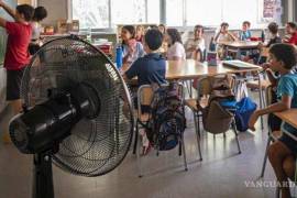 Ante la ola de calor que se registra en Nuevo León, la Secretaría de Educación determinó modificar el horario de clases