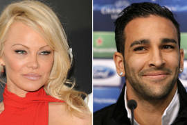 Pamela Anderson rompe con famoso futbolista por infidelidad