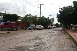 Indigna a colonos abandono de obra de pavimentación en Torreón