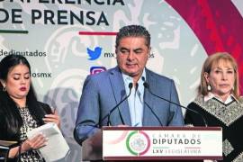 Luis Espinoza Cházaro, coordinador del PRD, aseguró que la demanda contra el subsecretario de Salud será por negligencia médica.