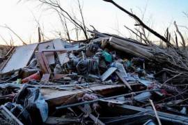El Observatorio de la Tierra de la NASA pudo observar hasta 70 tornados en el medio oeste de Estados Unidos el pasado 10 de diciembre; el más potente recorrió unos 300 kilómetros y mató 80 personas