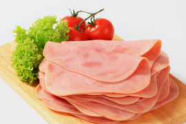 Existen jamones que incumplen el porcentaje de carne que anuncian, puesto que contiene menos producto, información falsa o se encuentran fuera de las normas sanitarias.