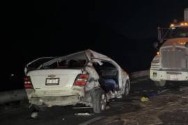 Fue durante la noche de este domingo que se presentó el accidente a la altura del kilómetro 24 de la carretera libre a Torreón.
