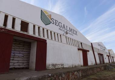 Buenrostro planteó la necesidad de reformar ley para establecer sanciones más severas contra funcionarios. Buenrostro planteó la necesidad de reformar ley para establecer sanciones más severas contra funcionarios.