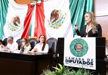La diputada Verónica Martínez demandó transparencia en las obras y recursos que CFE destina a Coahuila. La diputada Verónica Martínez demandó transparencia en las obras y recursos que CFE destina a Coahuila.