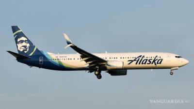 La Administración Federal de Aviación de Estados Unidos ordenó la suspensión de operaciones para aviones de Alaska Airlines.