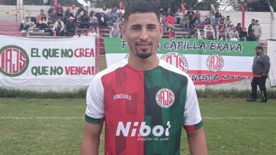 Walter Domínguez tendrá la oportunidad de pasar del futbol amateur a la liga profesional.