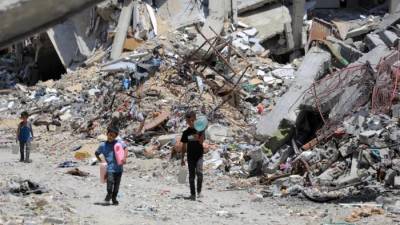 El funcionario dijo que Israel todavía estaba esperando que OCHA reconociera que un incidente en un hospital al principio de la guerra que mató a casi 100 civiles fue en realidad causado por un cohete errante disparado por uno de los grupos terroristas de Gaza.
