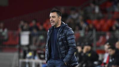 El entrenador del FC Barcelona, Xavi Hernández, abandonaría el banquillo de los blaugranas debido a la polémica con Laporta.