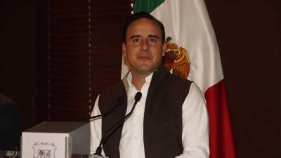 El gobernador Manolo Jiménez Salinas insta a la reflexión y la negociación para evitar la ruptura de la paz laboral en el estado.