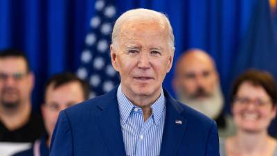 El presidente estadounidense, Joe Biden, pide triplicar los aranceles a las importaciones de acero chinas mientras habla en la sede del United Steel Workers en Pittsburgh, Pensilvania.