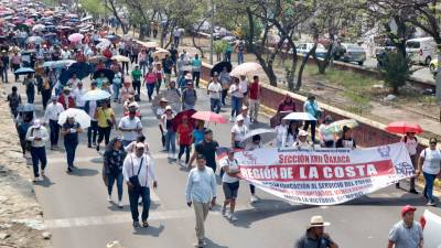 Francisco Cruz Jiménez y Vicente Zapoteco Díaz, ambos miembros activos de la CNTE, murieron en el contexto de una manifestación que exige la abrogación de la reforma educativa,