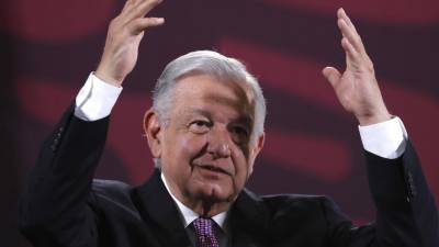 Si bien López Obrador no negó haber conversado en varias ocasiones con EPN e incluso comido con él, no confirmó si es verdad que hablaron en septiembre pasado vía WhatsApp, como revela el periodista Mario Maldonado.