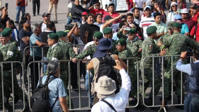 Los maestros de la Coordinadora denunciaron que en la manifestación hubo ‘provocadores’ | Foto: Cuartoscuro