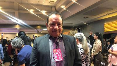 Eduardo Morales Sosa: siguió el ejemplo de sus padres y ahora lo reconocen por 30 años como maestro en Torreón