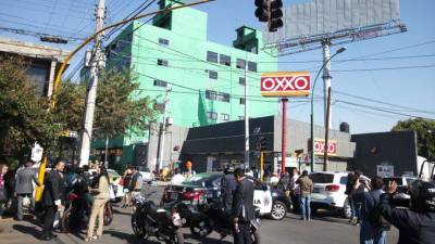 Una alerta por objeto explosivo en la Secretaría del Trabajo en el Estado de México causó una fuerte movilización.