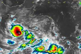 Los pronósticos indican que Pilar se mantendrá el lunes como tormenta tropical, hasta el martes cuando se ubique frente a las costas de El Salvador