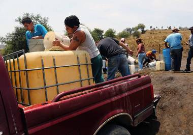 Robar gasolina tiene un nombre particular, que tiene su origen en un término latina que fue mutando. Robar gasolina tiene un nombre particular, que tiene su origen en un término latina que fue mutando.