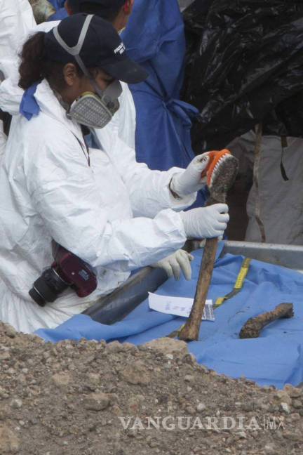 $!Hubo trato indigno a cadáveres exhumados en Tetelcingo, dice CNDH
