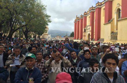 $!Obispo Vera encabeza marcha en Chiapas
