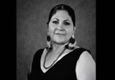 La docente Fabiola Ortiz fue asesinada a balazos por un alumno, según señala la Fiscalía General de Oaxaca. La docente Fabiola Ortiz fue asesinada a balazos por un alumno, según señala la Fiscalía General de Oaxaca.