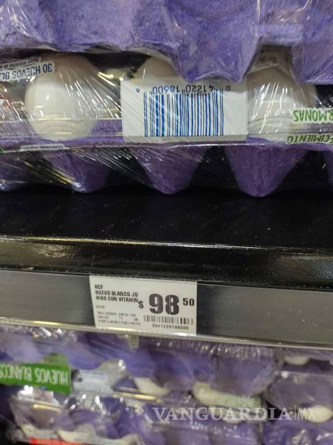 $!El precio del huevo más elevado se encuentra en supermercados al norte de la ciudad, donde rebasa los 100 pesos la tapa.