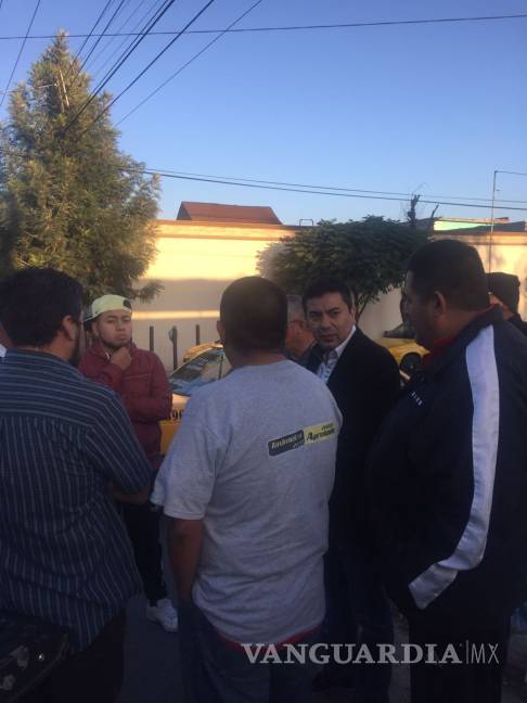 $!Vecinos piden reubicación de unidad de verificación en Saltillo