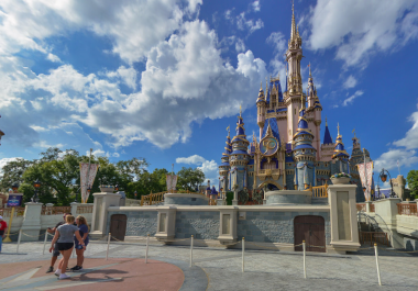 Autoridades forenses de Estados Unidos confirmaron este 27 de octubre que dos personas con antecedentes de enfermedades mentales se quitaron la vida en hechos separados dentro del complejo Disney World en Orlando, Florida Autoridades forenses de Estados Unidos confirmaron este 27 de octubre que dos personas con antecedentes de enfermedades mentales se quitaron la vida en hechos separados dentro del complejo Disney World en Orlando, Florida