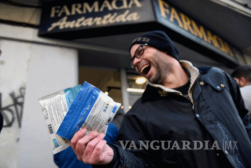 $!Uruguay comienza a vender marihuana de uso recreativo en las farmacias