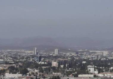 En lo que va del año, en 45 por ciento de los días se ha reportado de mala a extremadamente mala calidad del aire. En lo que va del año, en 45 por ciento de los días se ha reportado de mala a extremadamente mala calidad del aire.