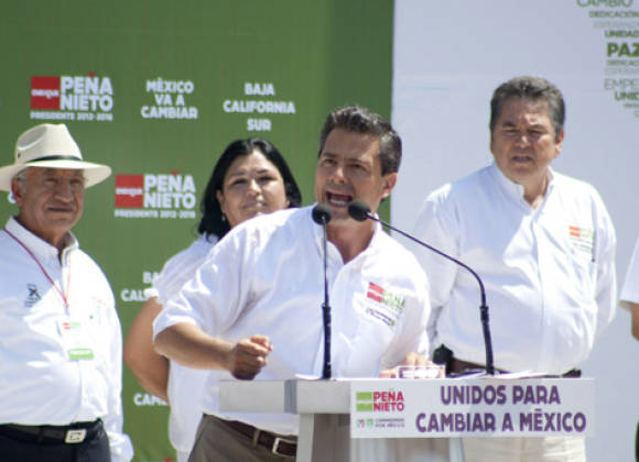 Firma Pe A Nieto Cuatro Compromisos En Bcs