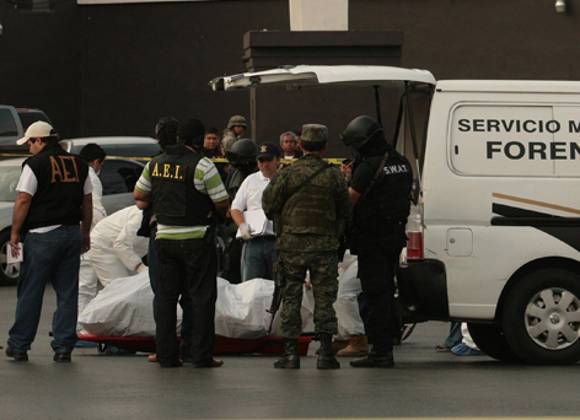 Dejan Restos Mutilados De Escoltas De Rodrigo Medina En Guadalupe Nl