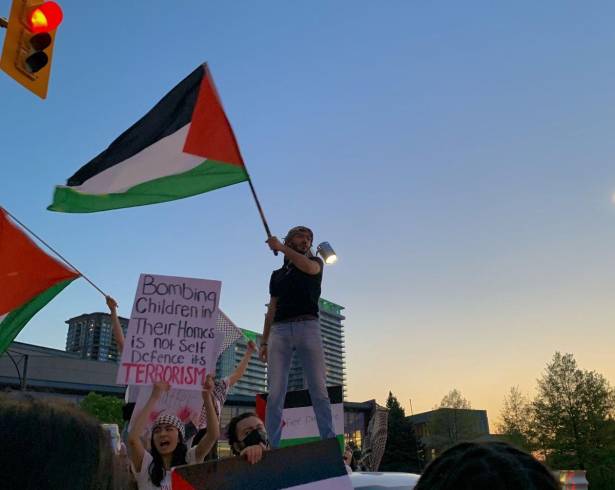 Se enciende protesta pro-Palestina en Nueva York cerca de la Met Gala