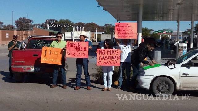 $!Aumentan las protestas en Coahuila contra el 'gasolinazo'
