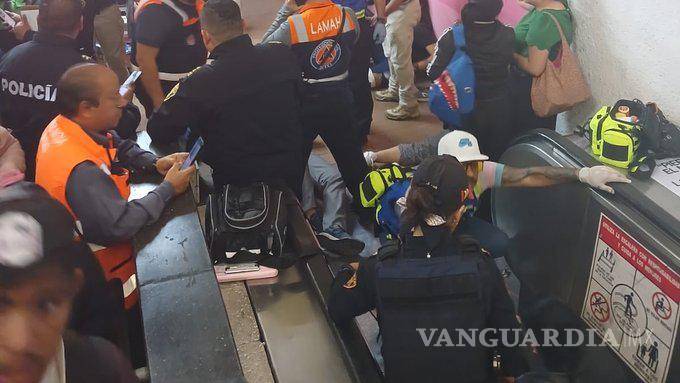 $!Fallan escaleras eléctricas en el Metro estación Polanco, quedan nueve heridos