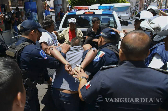 $!Autodefensas se levantan en Morelos y el Gobierno los disuelve a patadas