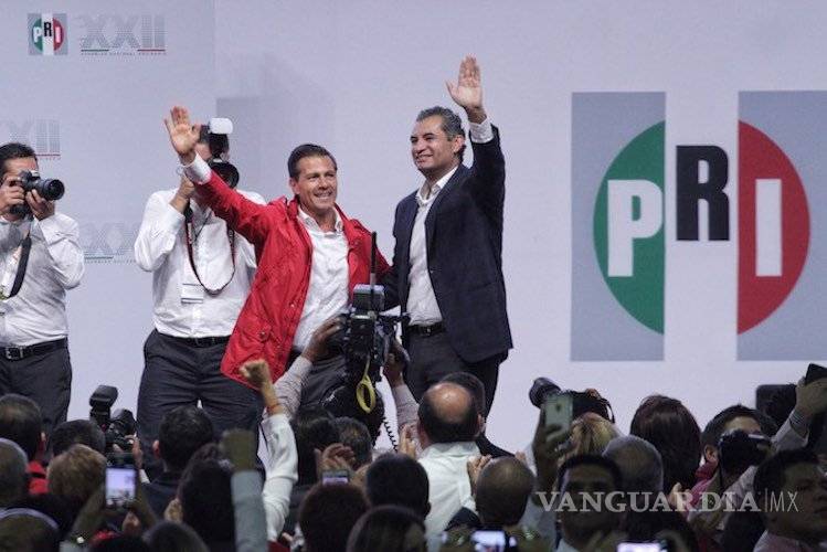 $!'México gana cuando gana el PRI', Peña Nieto clausura la XXII Asamblea del tricolor