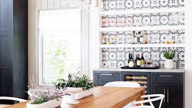 La madera sigue siendo una tendencia, especialmente si se combina con otros materiales como el vidrio y metal, en soluciones de diseño muy valiosas y originales $!La madera sigue siendo una tendencia, especialmente si se combina con otros materiales como el vidrio y metal, en soluciones de diseño muy valiosas y originales